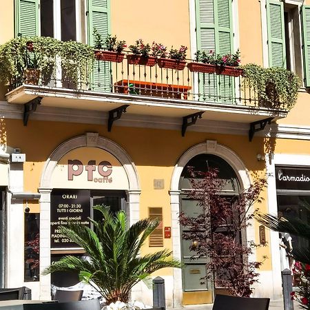 Bed and Breakfast Il Cantuccio Di Gioia Brescia Exterior foto