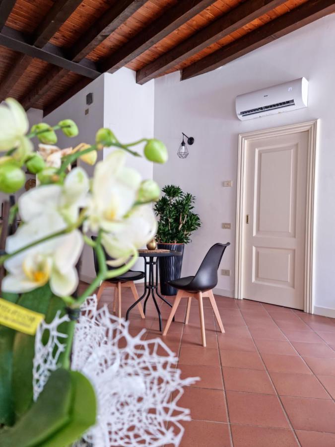 Bed and Breakfast Il Cantuccio Di Gioia Brescia Exterior foto